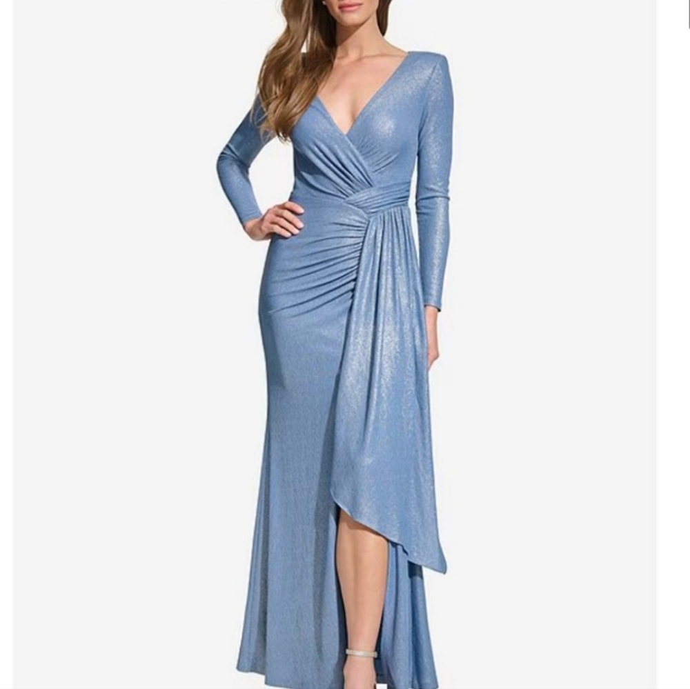 VINCE CAMUTO NWT Shimmer Gown  Size 6